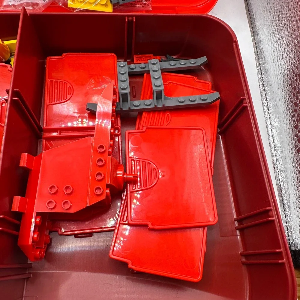 LEGO Juniors Fire Suitcase 10685 Building Set Red Carrying Case 113 Pcs 2015